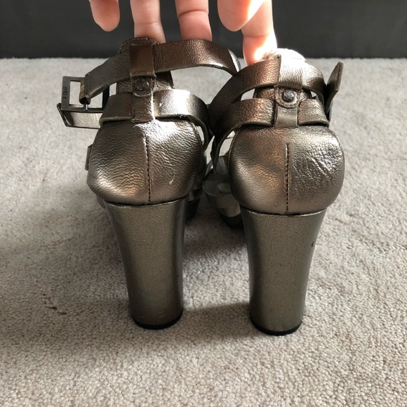 Simply Vera Vera Wang chunky heels - Picture 3 of 3